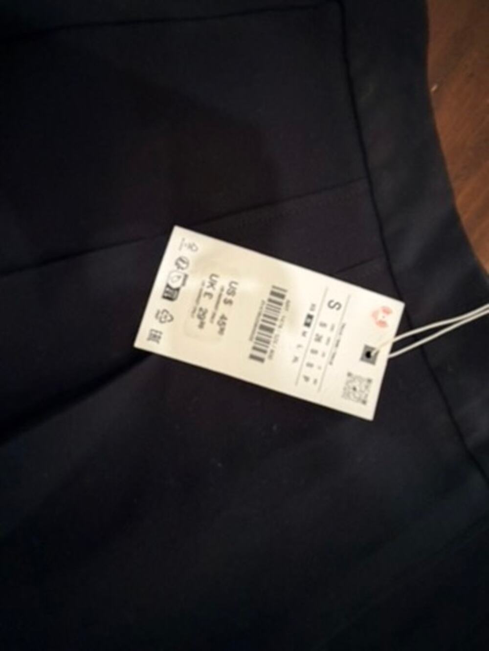 Zara BNWT Black Pleated Mini Skirt - Size small
